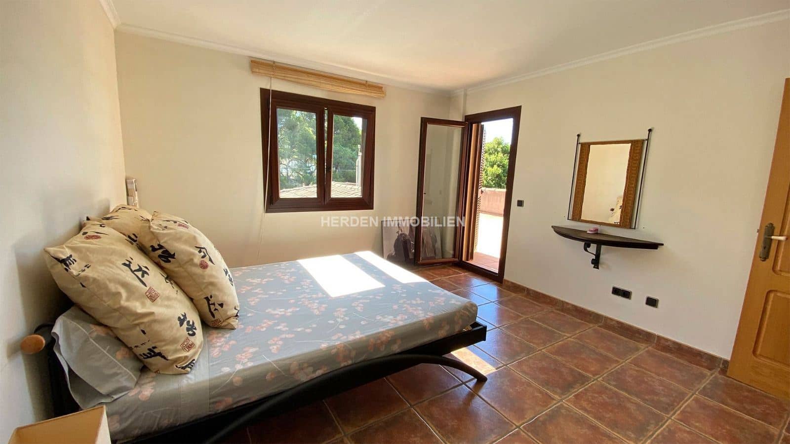 5 bedroom Villa for sale in Campos with pool - € 2,940,000 (Ref: 9733840)