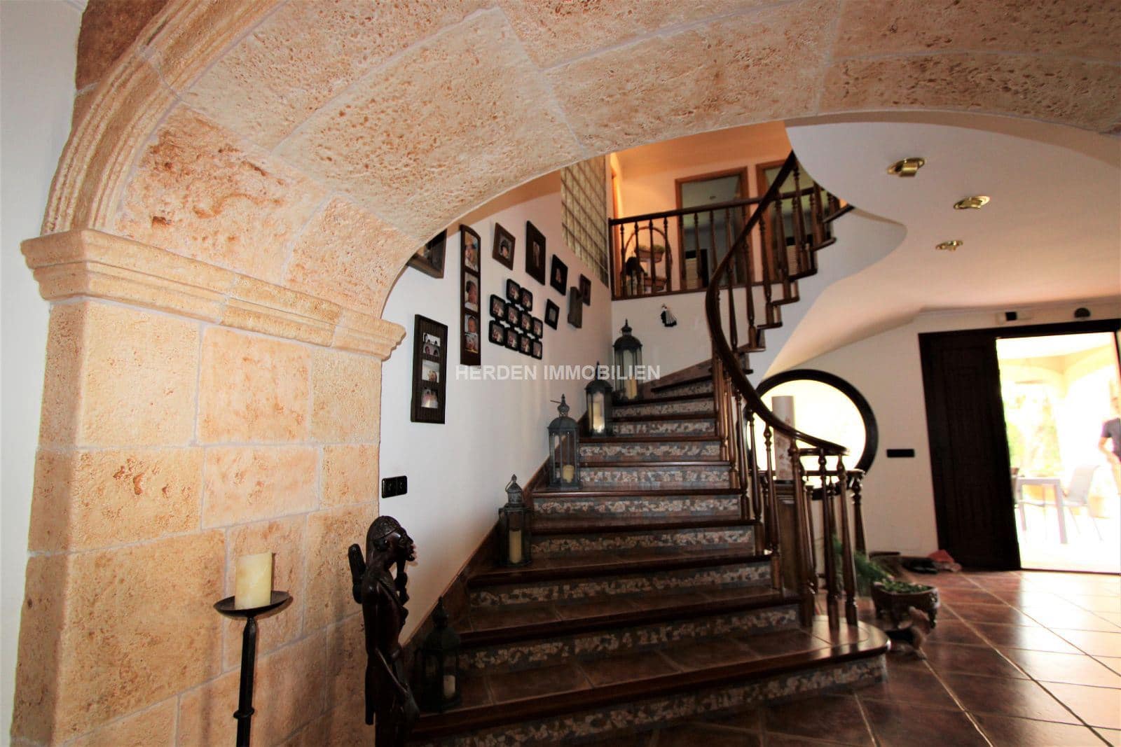 5 bedroom Villa for sale in Campos with pool - € 2,940,000 (Ref: 9733840)