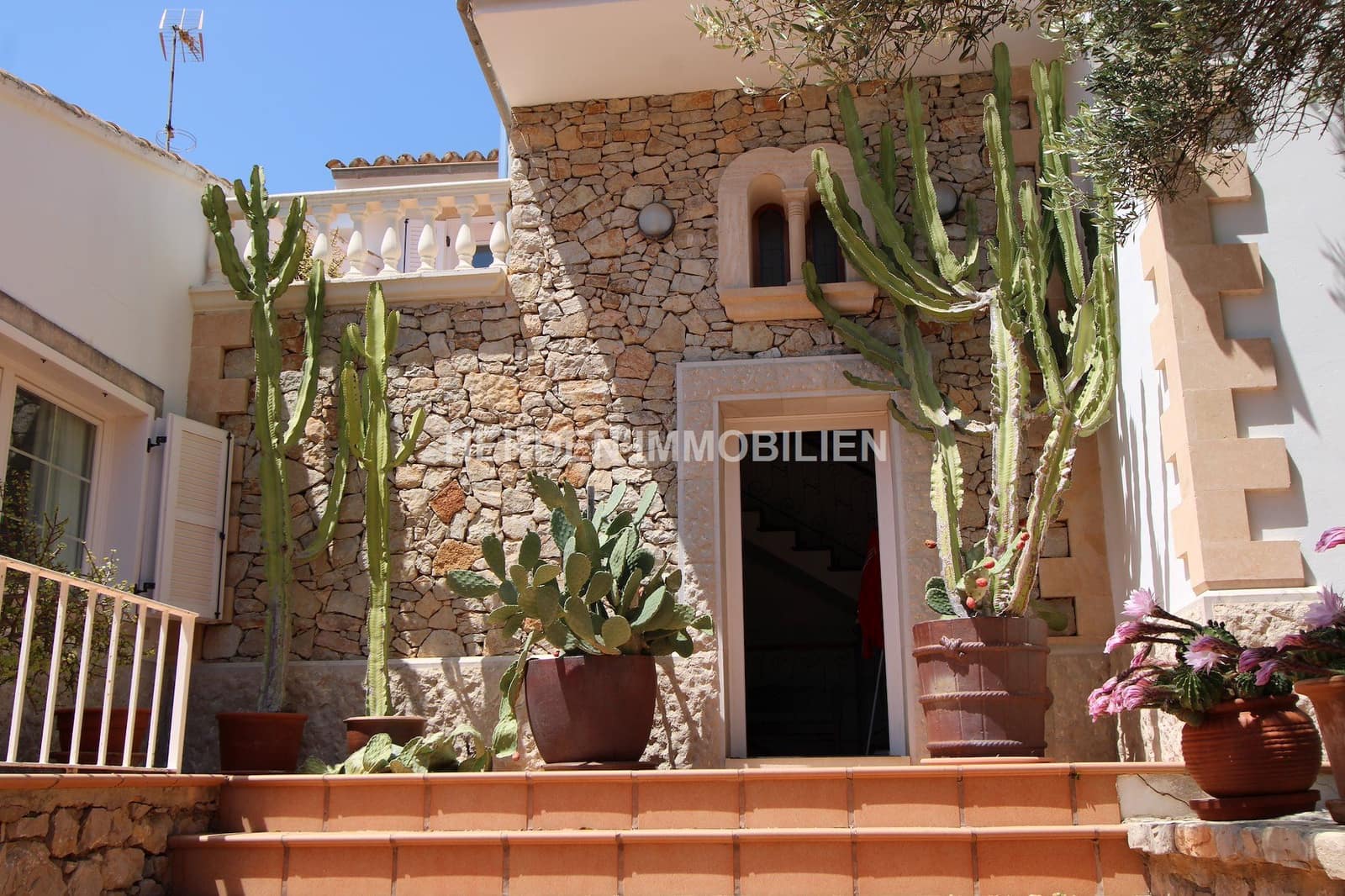 4 Zimmer Villa zu verkaufen in Manacor mit Pool - 980.000 € (Ref: 9733843)