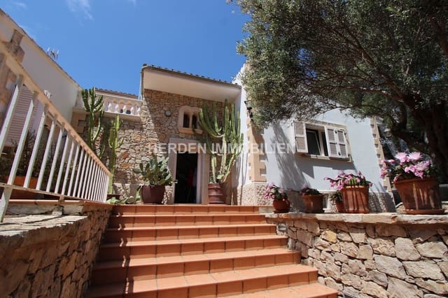 4 Zimmer Villa zu verkaufen in Manacor mit Pool - 980.000 € (Ref: 9733843)