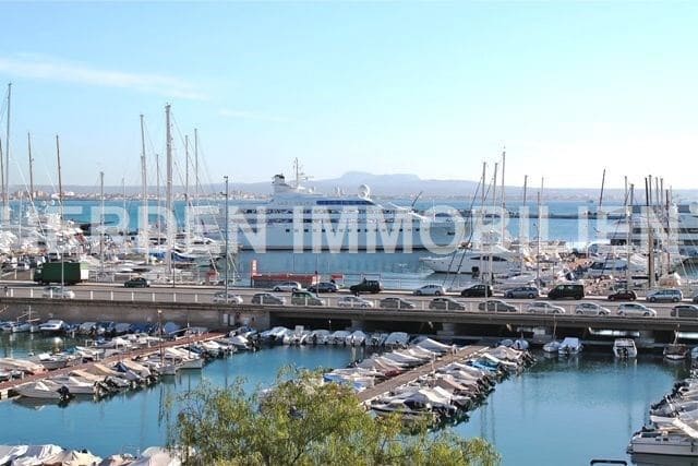 4 bedroom Apartment for rent in Palma de Mallorca with pool - € 3,200 (Ref: 9733851)
