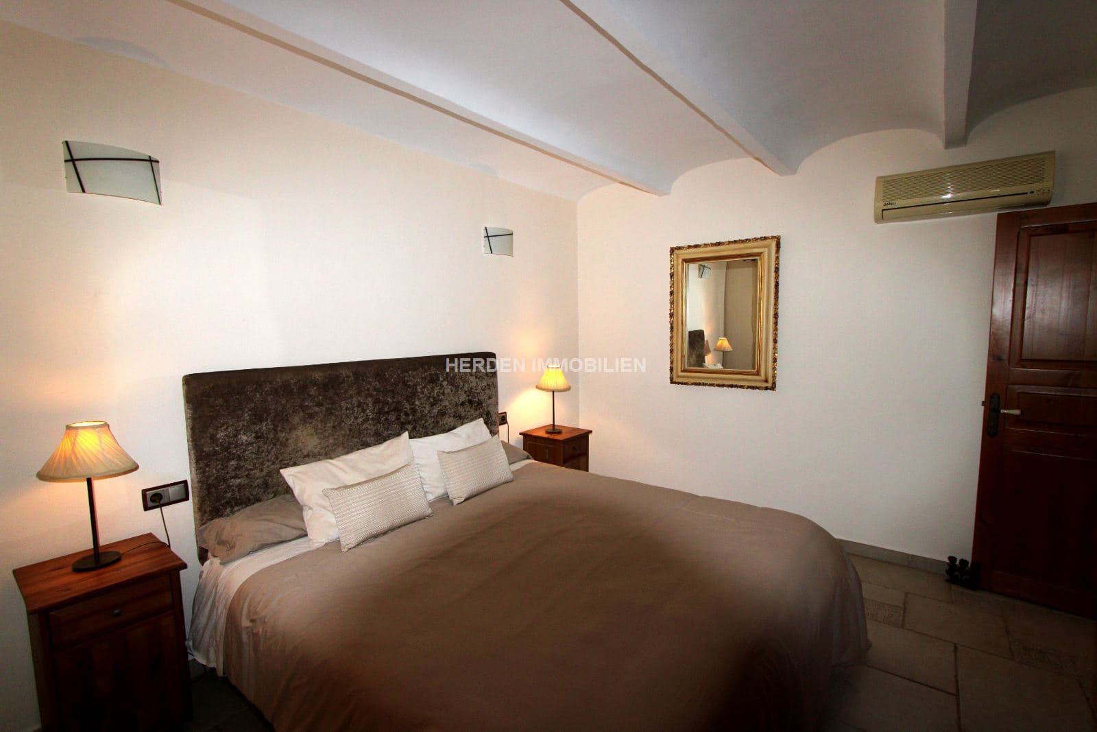 4 soveværelse Finca/Landehus til salg i Calvia med swimmingpool - € 1.995.000 (Ref: 9733918)