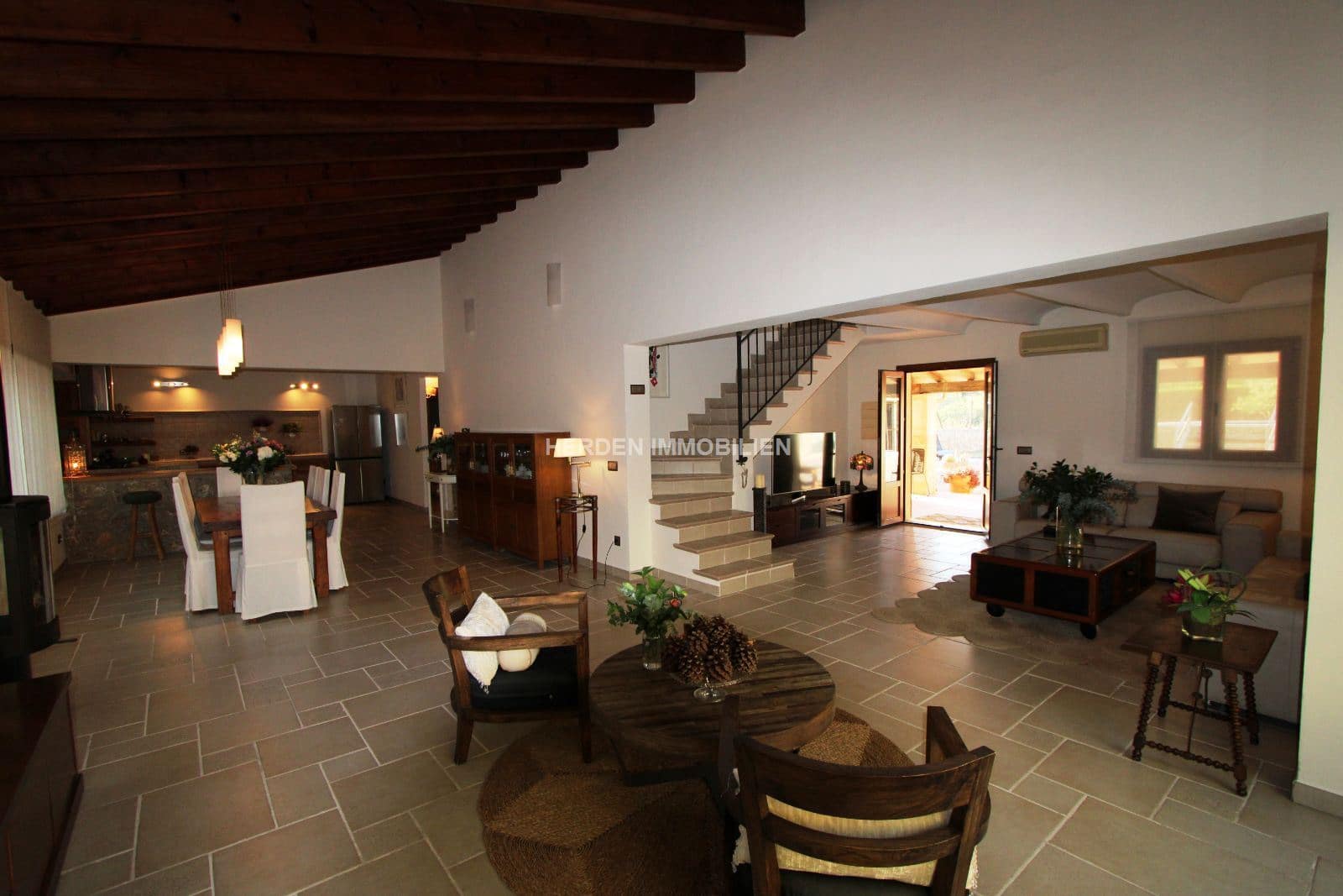 4 soveværelse Finca/Landehus til salg i Calvia med swimmingpool - € 1.995.000 (Ref: 9733918)