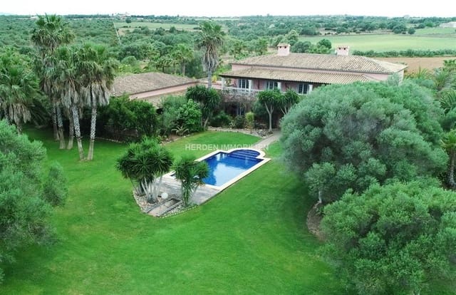 8 sypialnia Finka/Dom wiejski na sprzedaż w Santa Margalida z basenem - 4 600 000 € (Ref: 9733920)