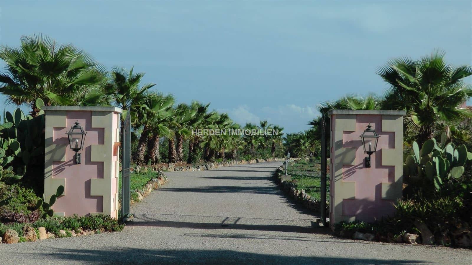 8 bedroom Finca/Country House for sale in Santa Margalida with pool - € 4,600,000 (Ref: 9733920)