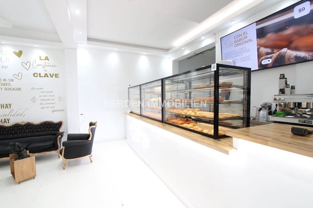 Kaupallinen vuokrattavana paikassa Palma de Mallorca - 2 550 € (Ref: 9734018)