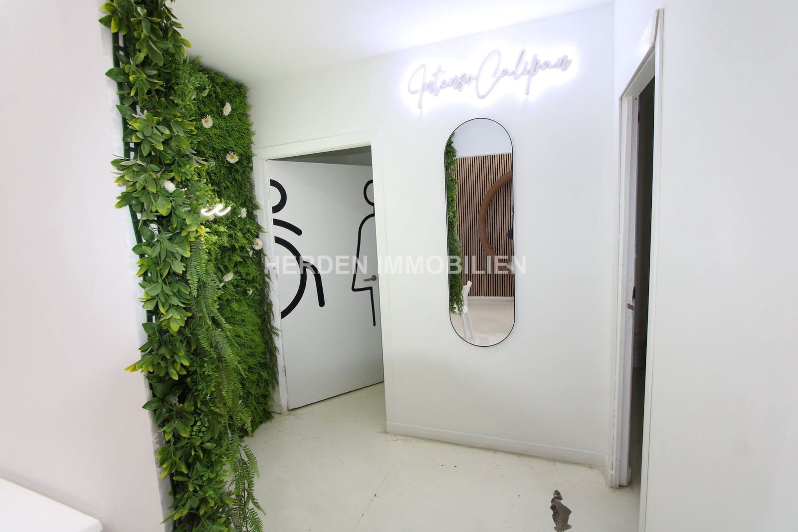 Kaupallinen vuokrattavana paikassa Palma de Mallorca - 2 550 € (Ref: 9734018)