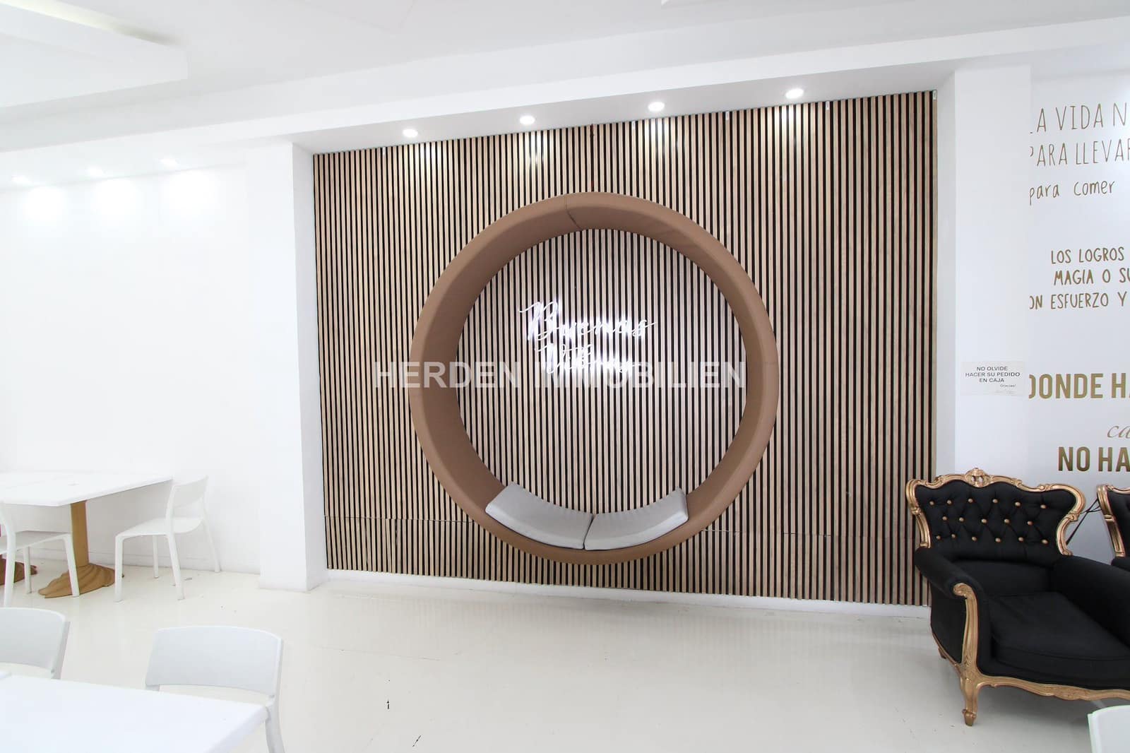 Kaupallinen vuokrattavana paikassa Palma de Mallorca - 2 550 € (Ref: 9734018)