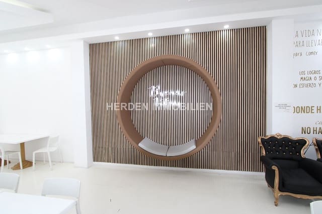 Kaupallinen vuokrattavana paikassa Palma de Mallorca - 2 550 € (Ref: 9734018)