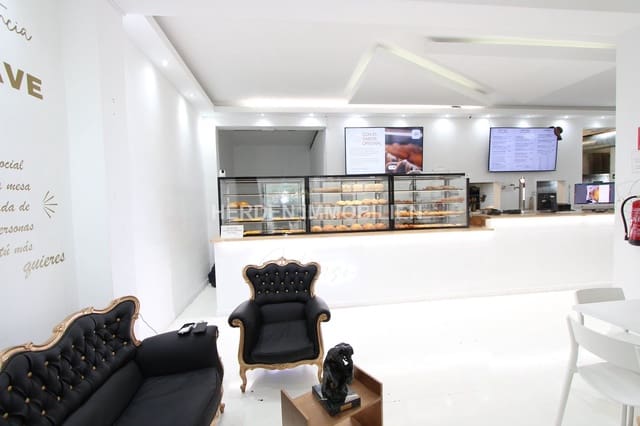 Kaupallinen vuokrattavana paikassa Palma de Mallorca - 2 550 € (Ref: 9734018)