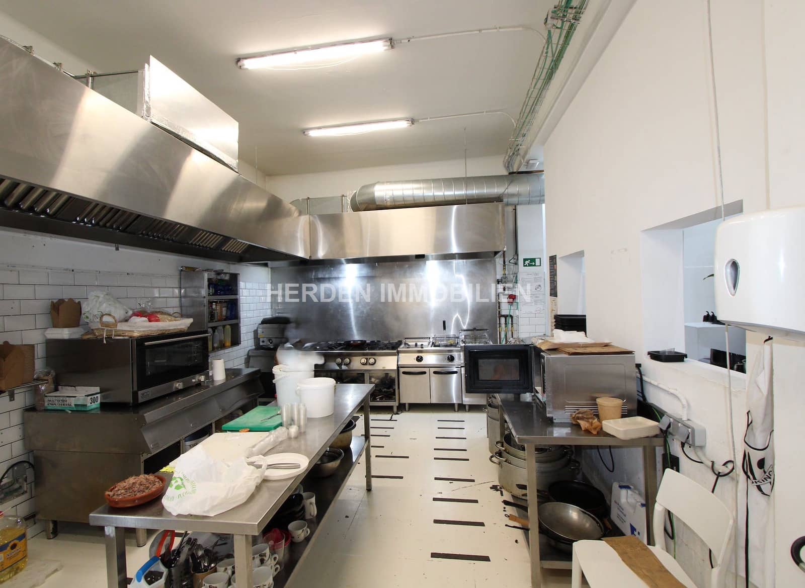 Kaupallinen vuokrattavana paikassa Palma de Mallorca - 2 550 € (Ref: 9734018)