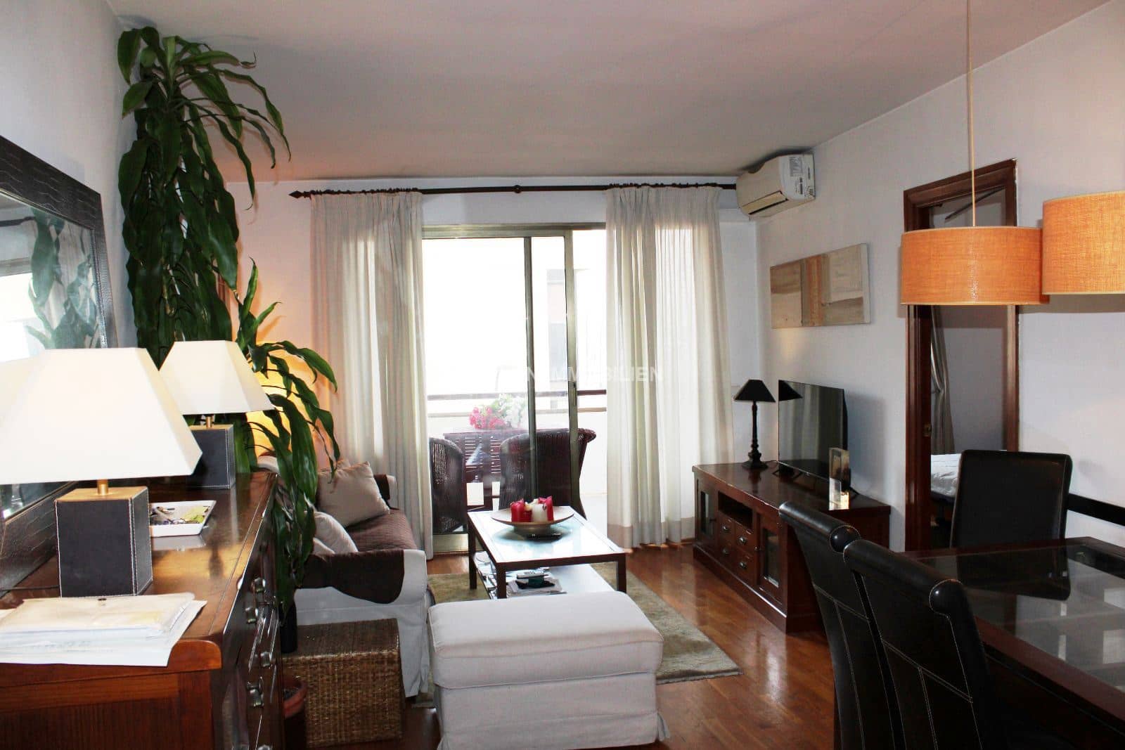 2 bedroom Apartment for sale in Palma de Mallorca with pool - € 439,000 (Ref: 9734020)