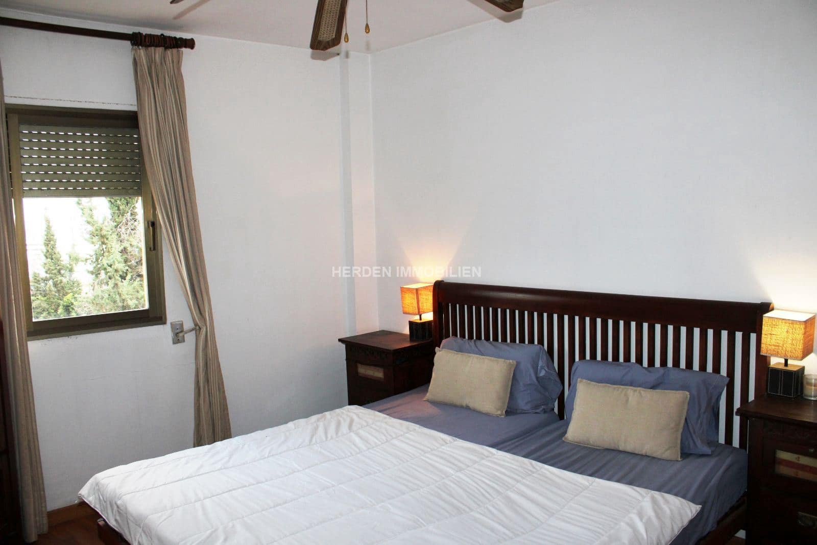 2 bedroom Apartment for sale in Palma de Mallorca with pool - € 439,000 (Ref: 9734020)