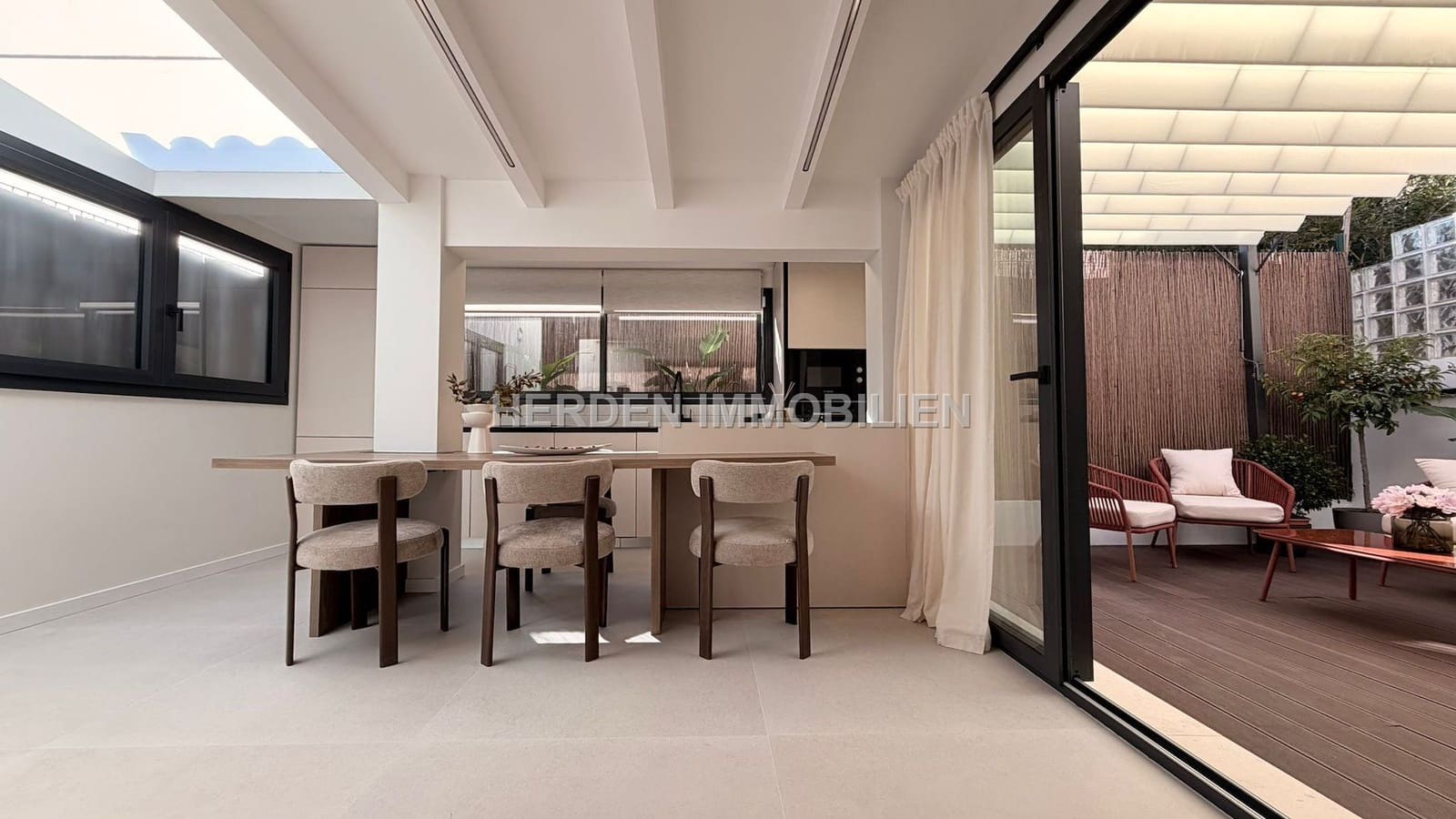 2 soverom Leilighet til salgs i Calvia med svømmebasseng - € 485 000 (Ref: 9734021)