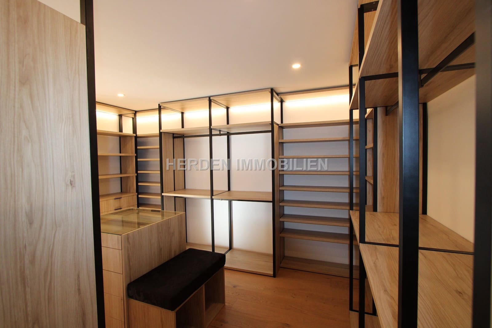 3 soveværelse Lejlighed til salg i Palma de Mallorca - € 1.595.000 (Ref: 9734023)