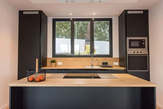 6 bedroom Villa for rent in Calvià with pool - € 10,000 (Ref: 9734030)