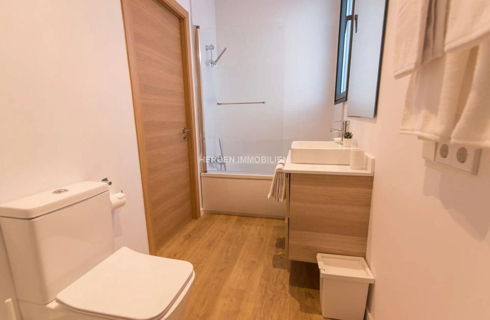 6 bedroom Villa for rent in Calvia with pool - € 10,000 (Ref: 9734030)