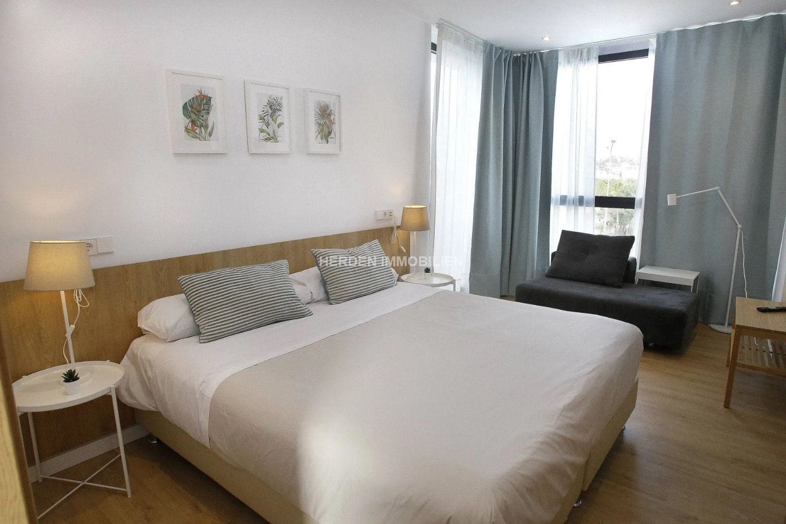 6 bedroom Villa for rent in Calvia with pool - € 10,000 (Ref: 9734030)