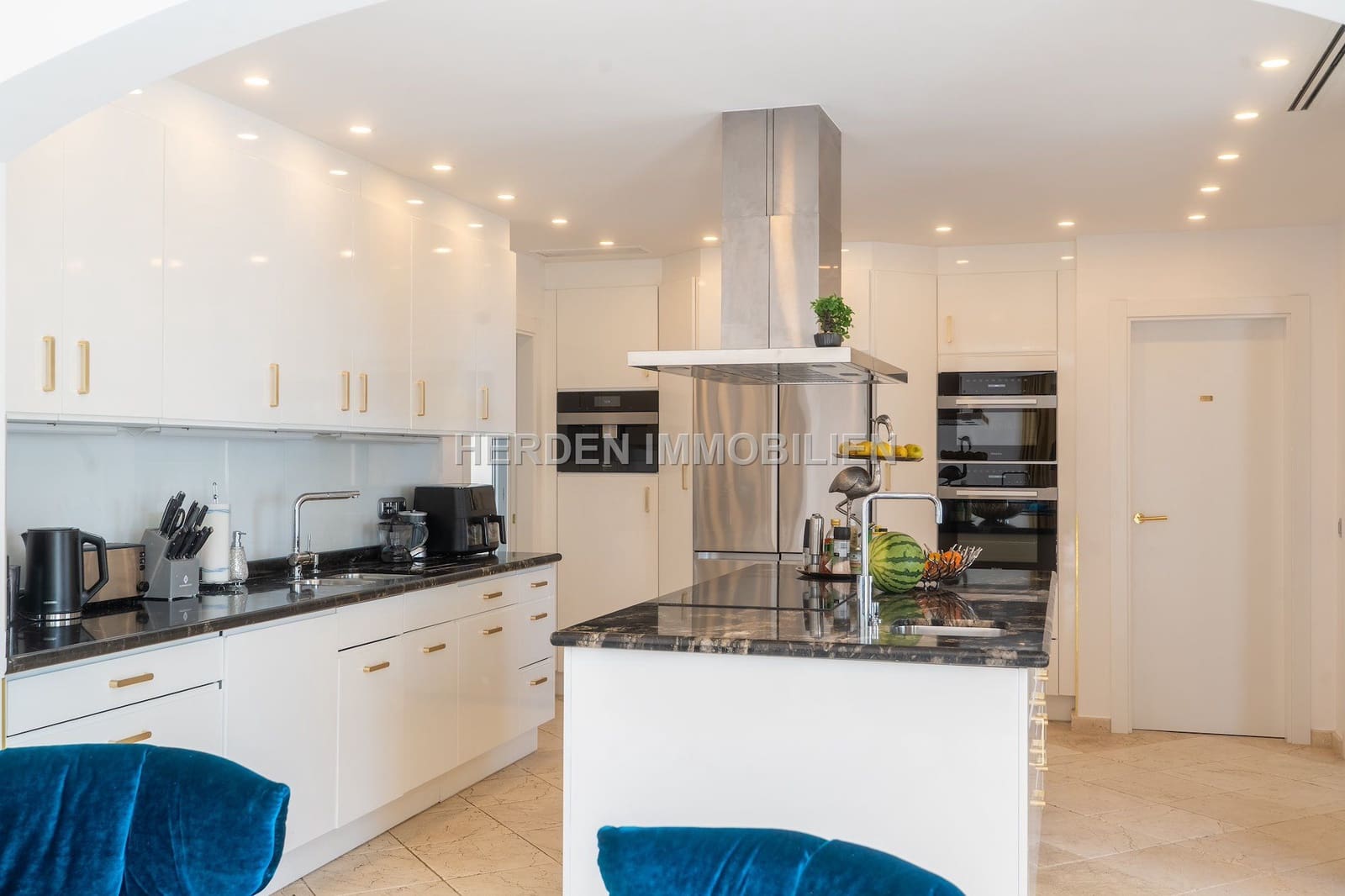 Chalet de 7 habitaciones en Calvià en venta con piscina - 6.950.000 € (Ref: 9734031)