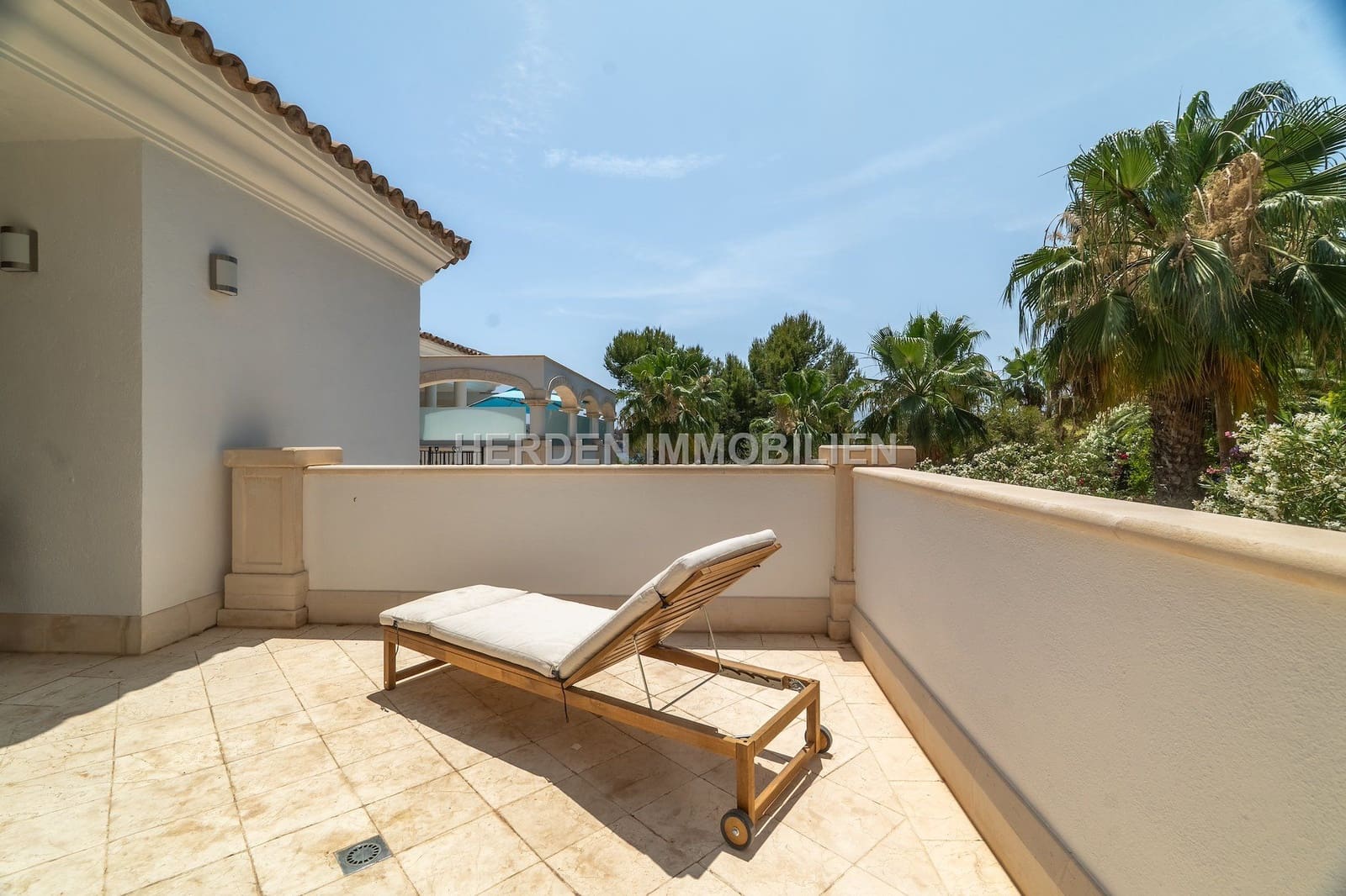 Chalet de 7 habitaciones en Calvià en venta con piscina - 6.950.000 € (Ref: 9734031)