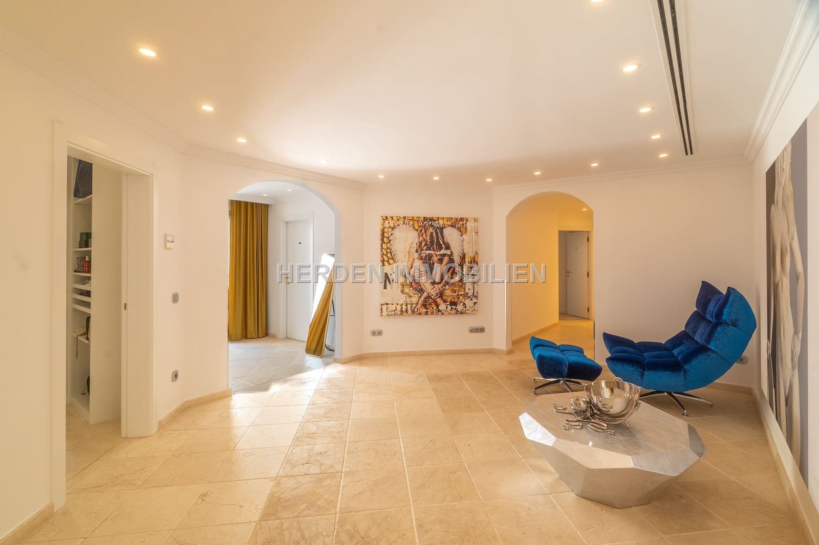 Chalet de 7 habitaciones en Calvià en venta con piscina - 6.950.000 € (Ref: 9734031)