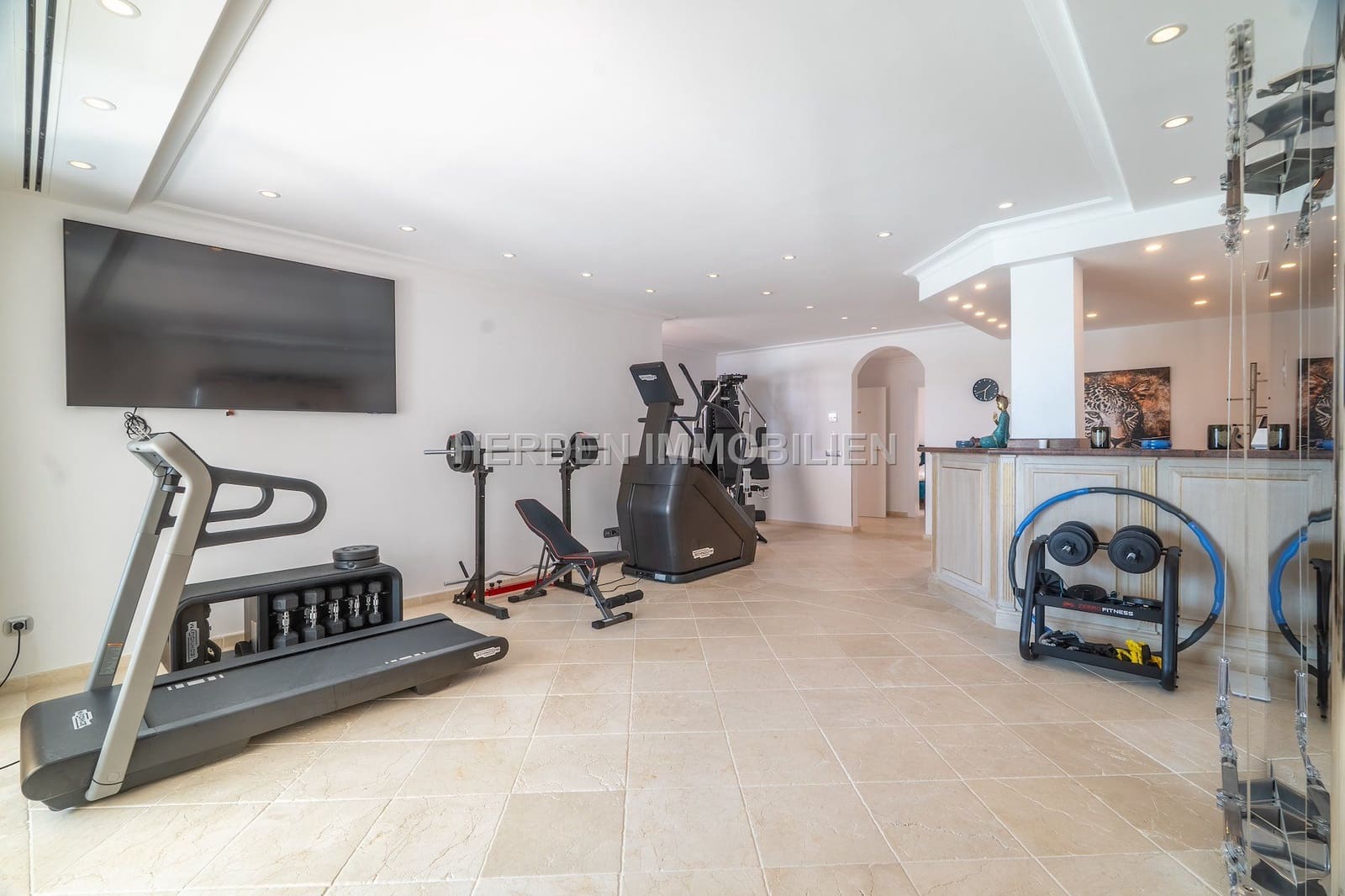 Chalet de 7 habitaciones en Calvià en venta con piscina - 6.950.000 € (Ref: 9734031)