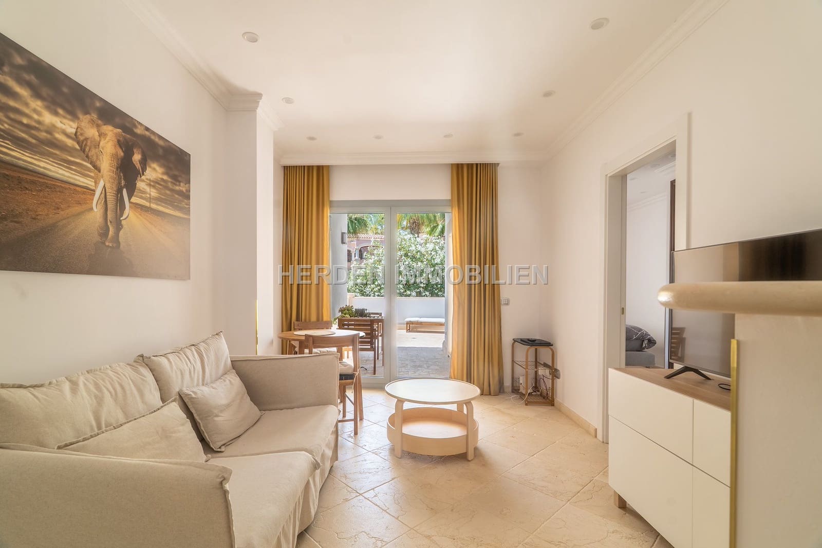 Chalet de 7 habitaciones en Calvià en venta con piscina - 6.950.000 € (Ref: 9734031)