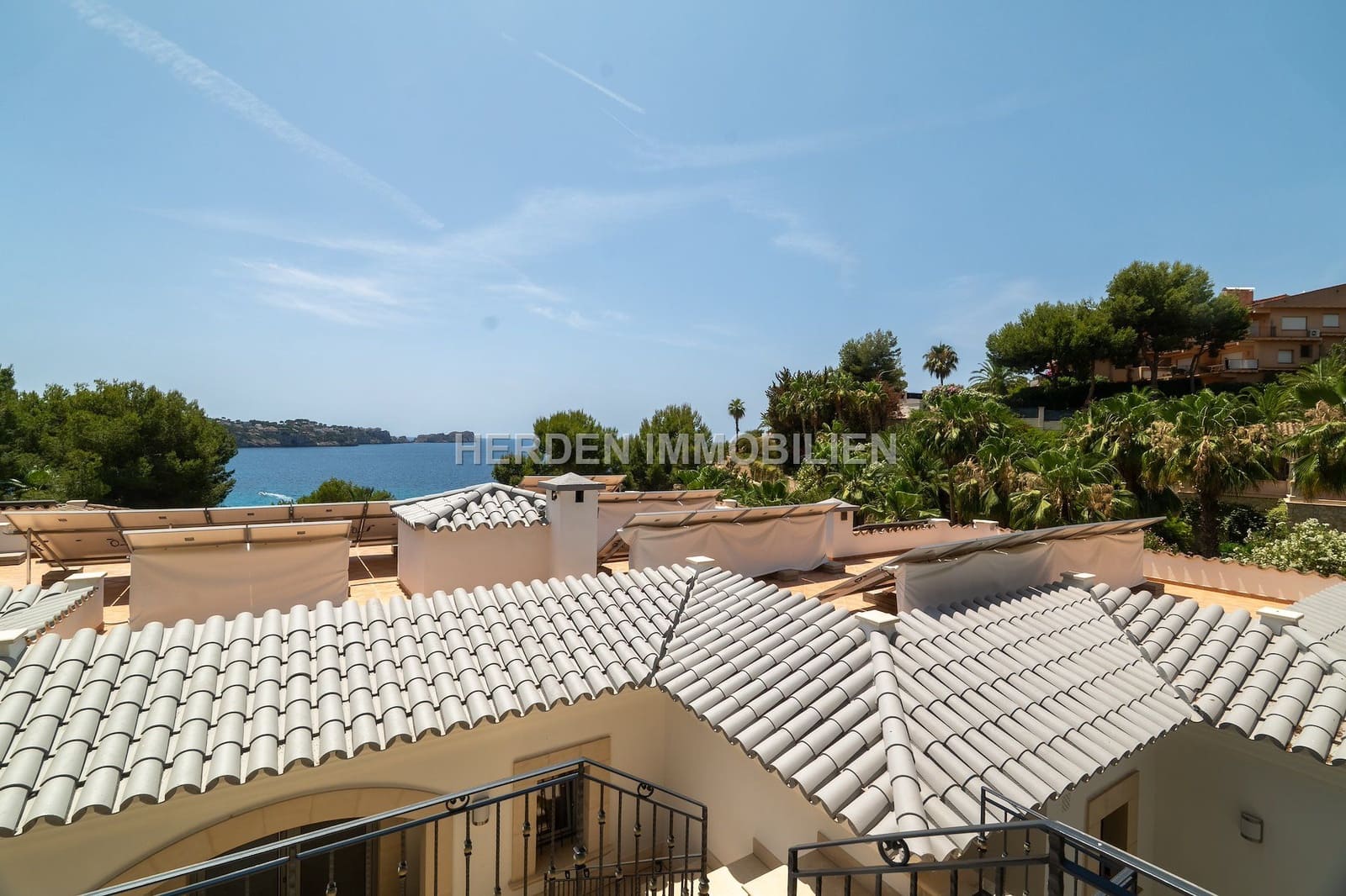 Chalet de 7 habitaciones en Calvià en venta con piscina - 6.950.000 € (Ref: 9734031)