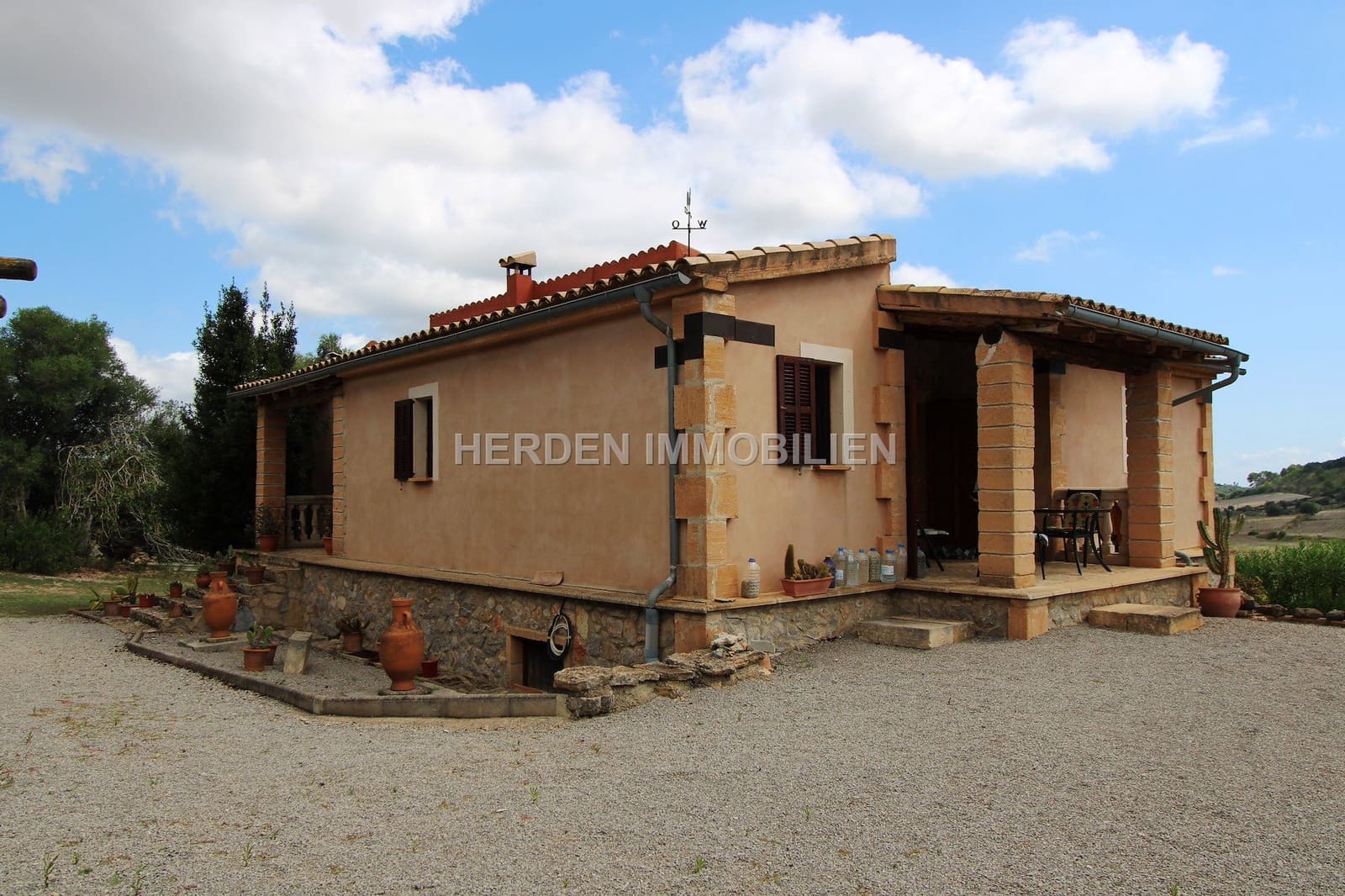 2 bedroom Finca/Country House for sale in Sant Llorenc des Cardassar - € 750,000 (Ref: 9734032)
