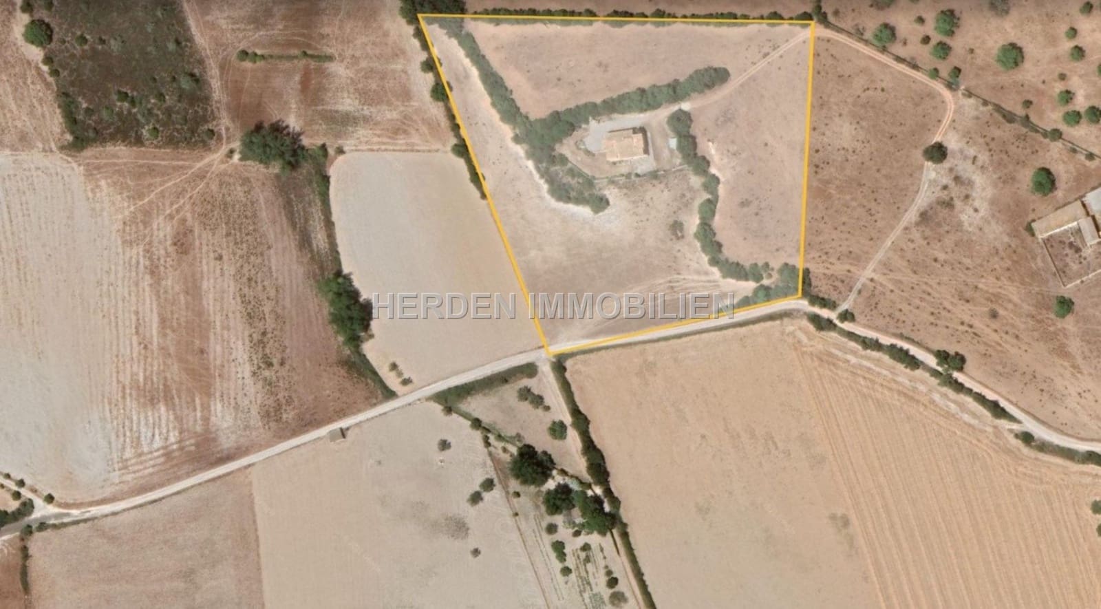 2 bedroom Finca/Country House for sale in Sant Llorenc des Cardassar - € 750,000 (Ref: 9734032)