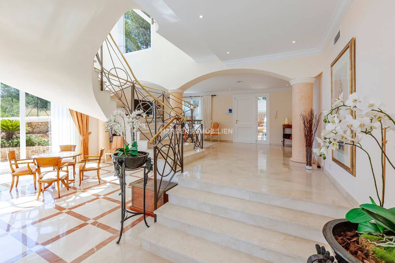 Chalet de 5 habitaciones en Calvià en venta con piscina - 8.200.000 € (Ref: 9734033)