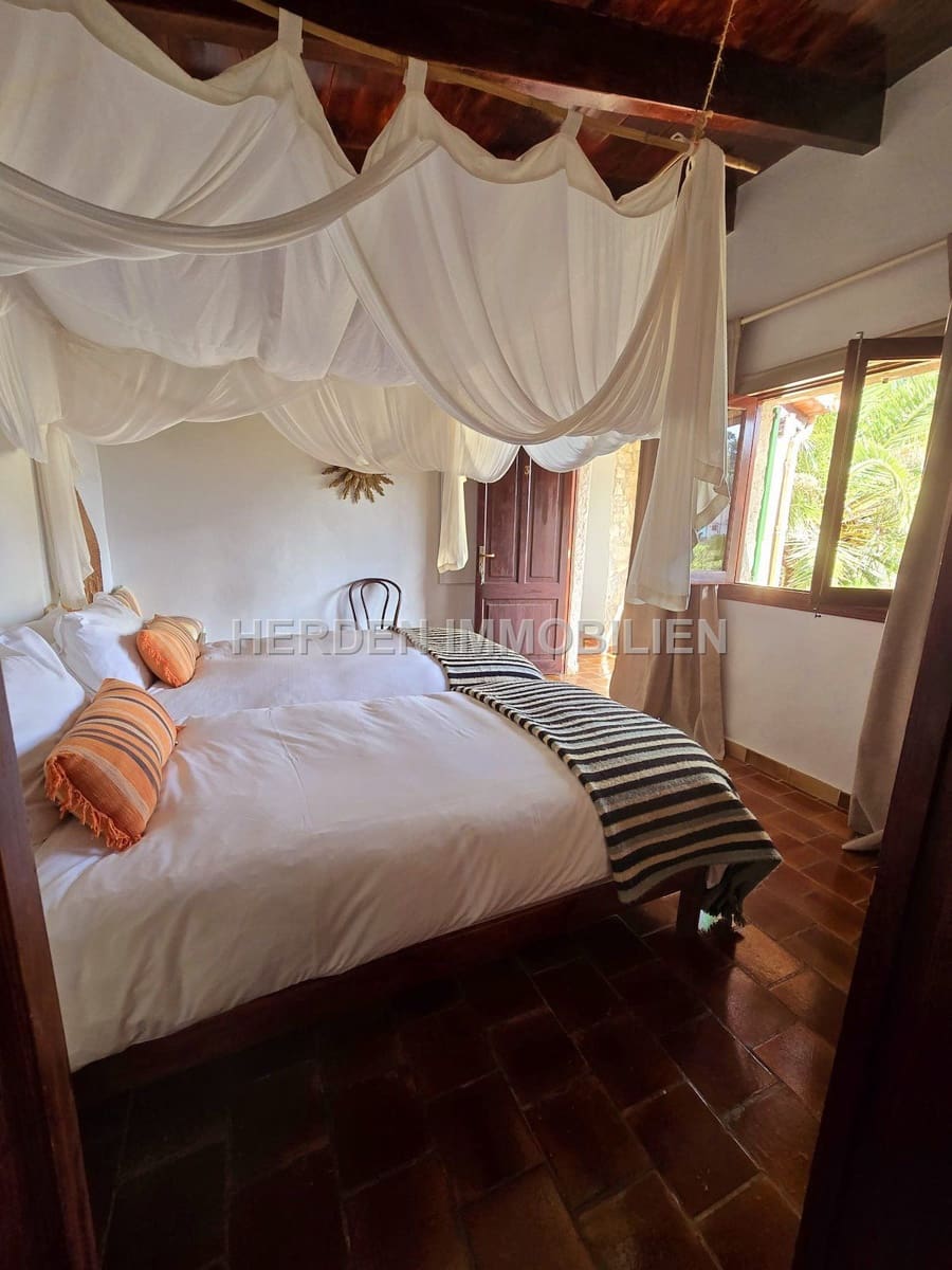 12 quarto Quinta/Casa Rural para venda em Montuiri com piscina - 2 450 000 € (Ref: 9734038)