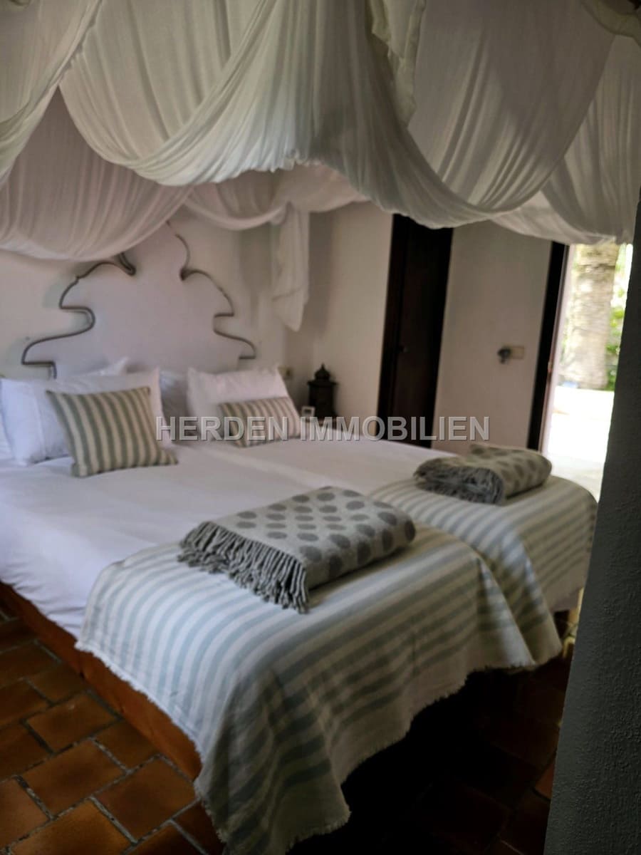 12 quarto Quinta/Casa Rural para venda em Montuiri com piscina - 2 450 000 € (Ref: 9734038)