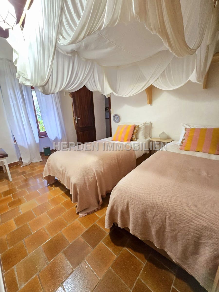 12 quarto Quinta/Casa Rural para venda em Montuiri com piscina - 2 450 000 € (Ref: 9734038)