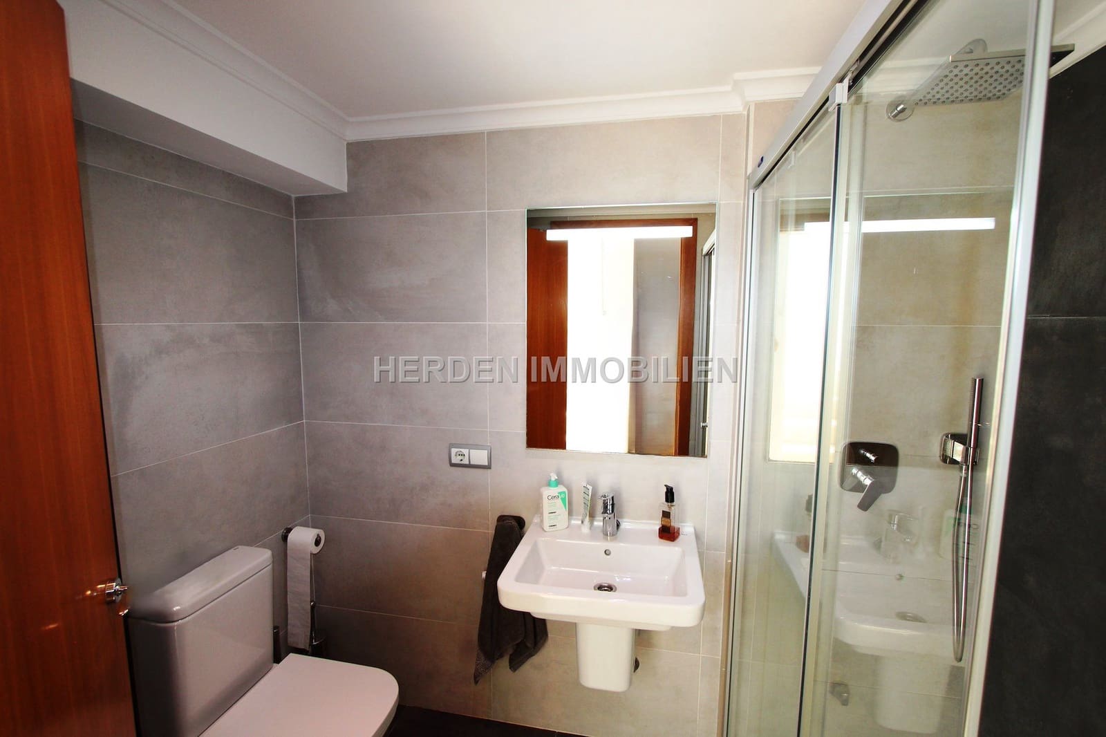 5 soverom Villa til salgs i Palma de Mallorca - € 940 000 (Ref: 9867807)
