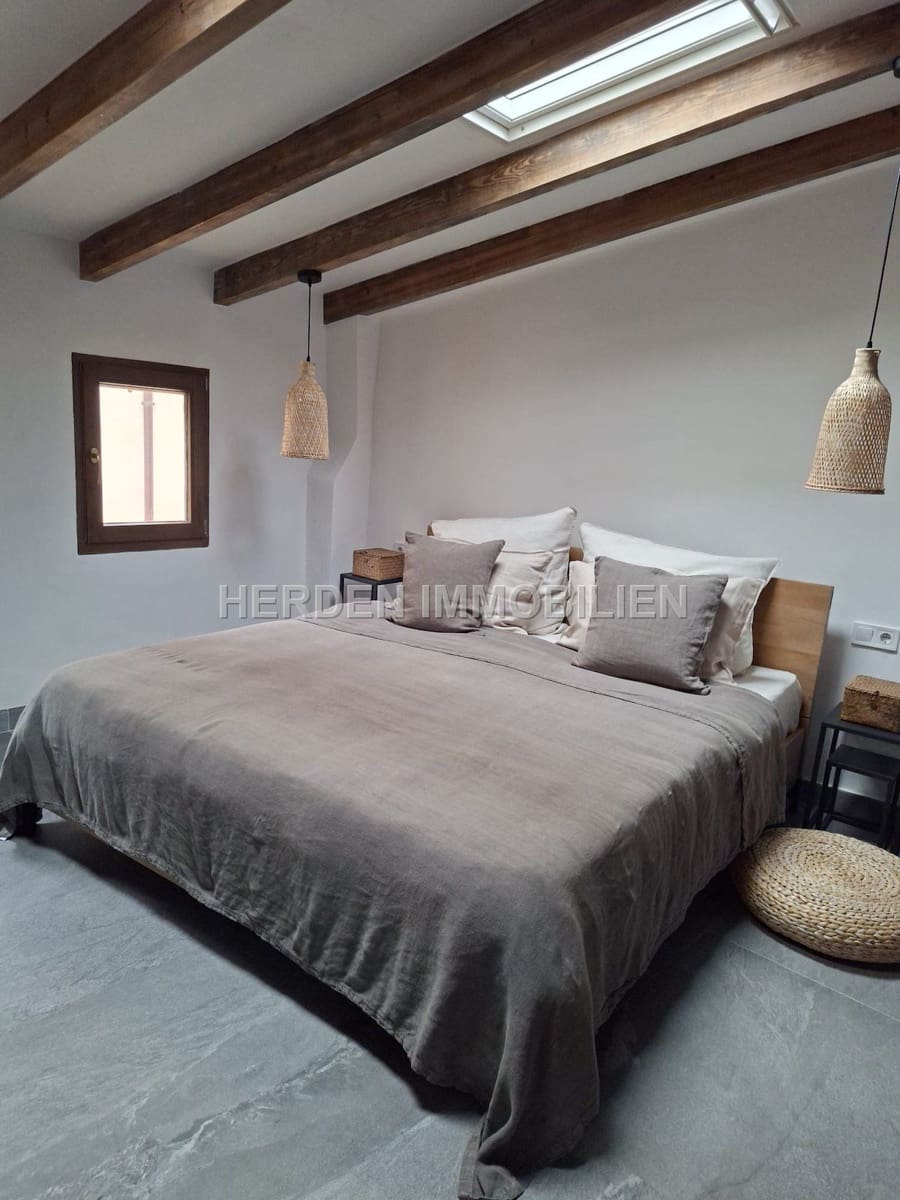 1 bedroom Studio for sale in Palma de Mallorca - € 365,000 (Ref: 9930010)