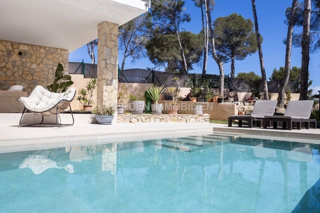 4 bedroom Villa for sale in Calvià with pool garage - € 1,795,000 (Ref: 9931123)