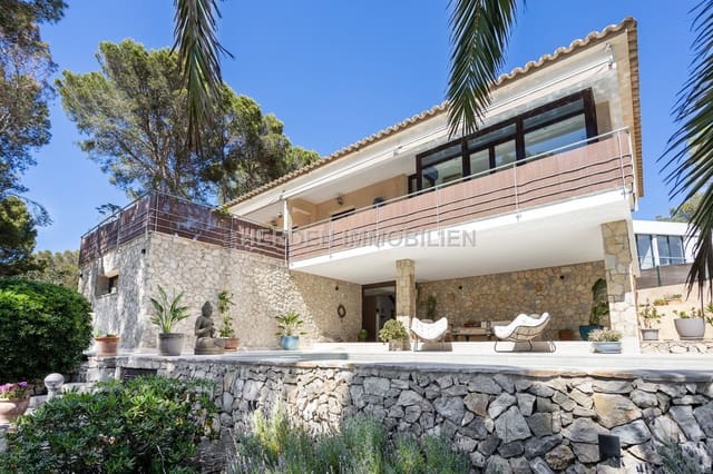 4 bedroom Villa for sale in Calvià with pool garage - € 1,795,000 (Ref: 9931123)