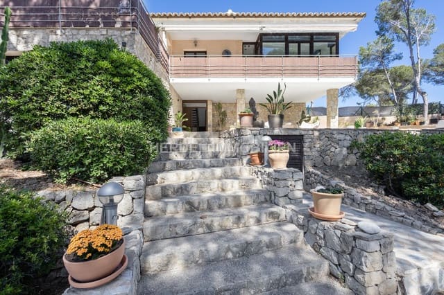 4 bedroom Villa for sale in Calvià with pool garage - € 1,795,000 (Ref: 9931123)