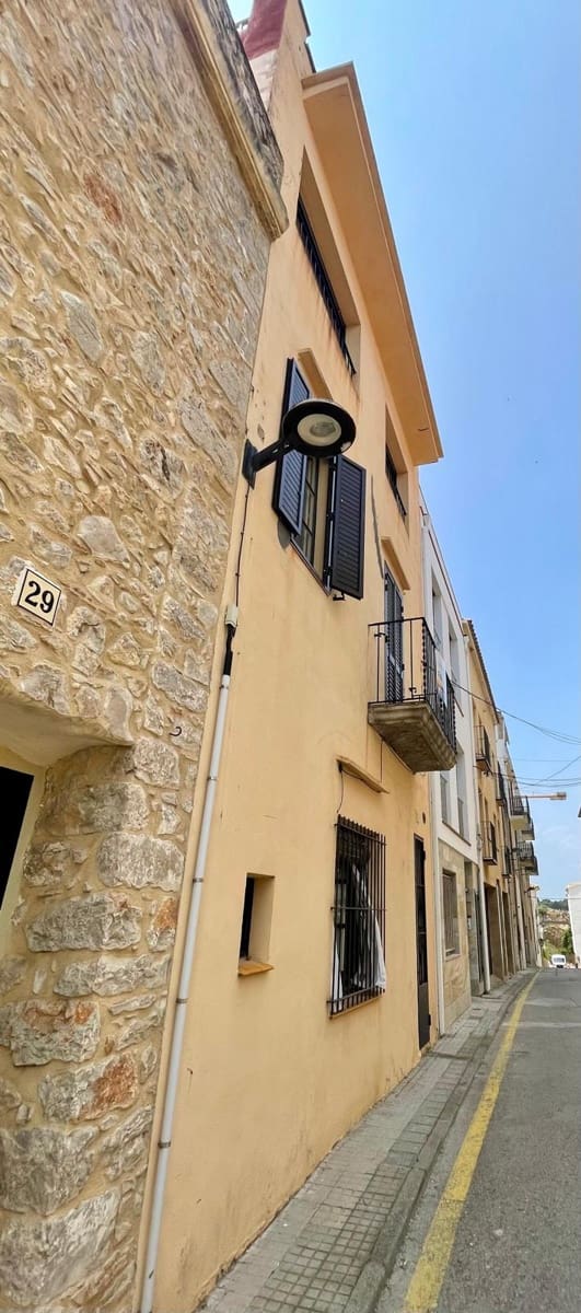 7 soverom Hus til salgs i L'Escala - € 599 000 (Ref: 9401936)