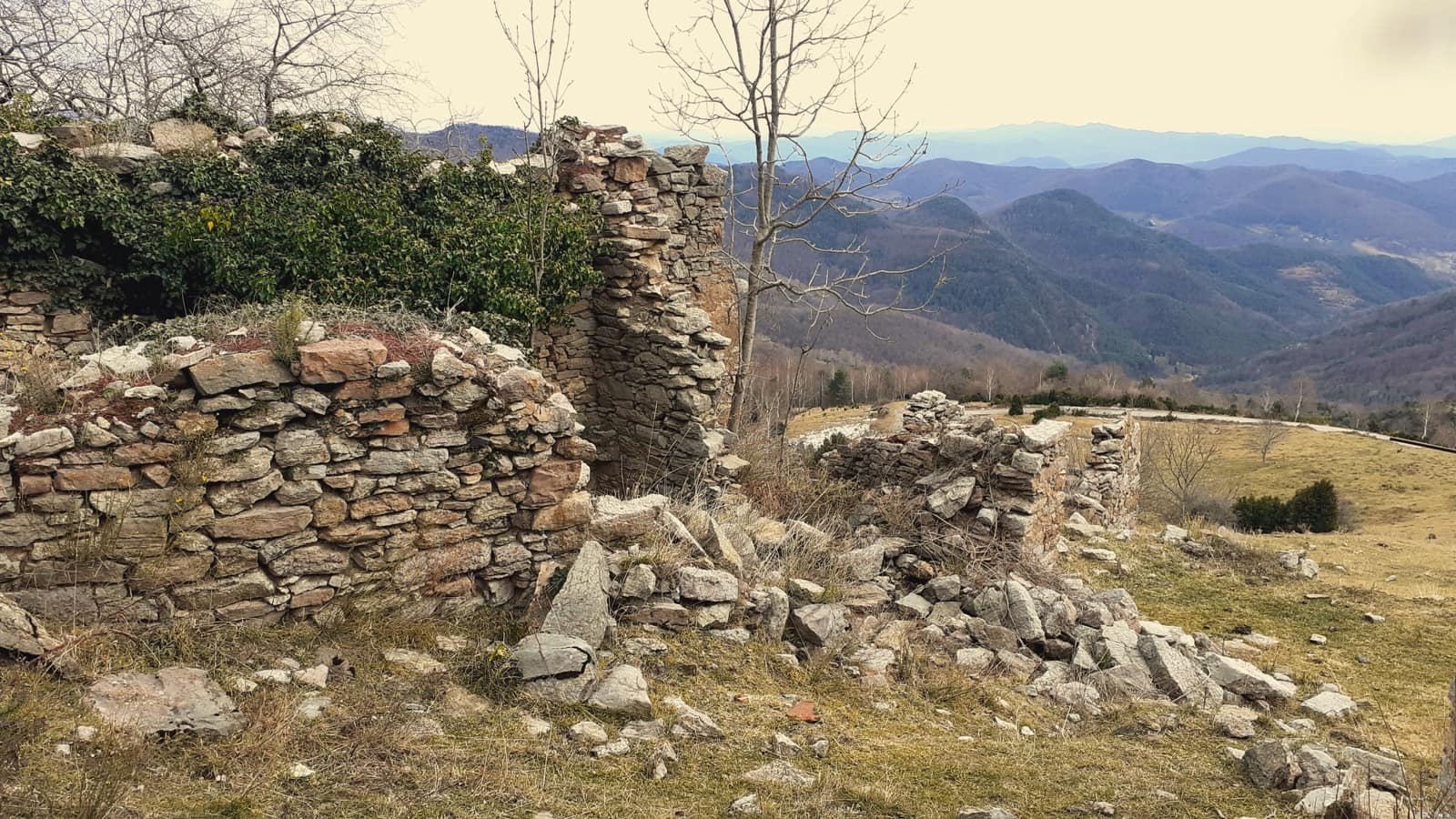 Bauplatz zu verkaufen in Ogassa - 295.000 € (Ref: 9583444)