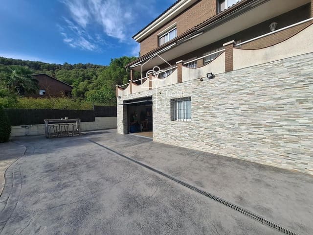 3 sypialnia Willa na sprzedaż w Begues z basenem - 683 000 € (Ref: 10050466)