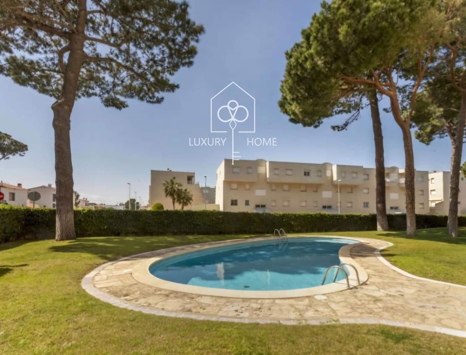 Mieszkanie na sprzedaż w L'Escala z basenem - 149 950 € (Ref: 10153997)