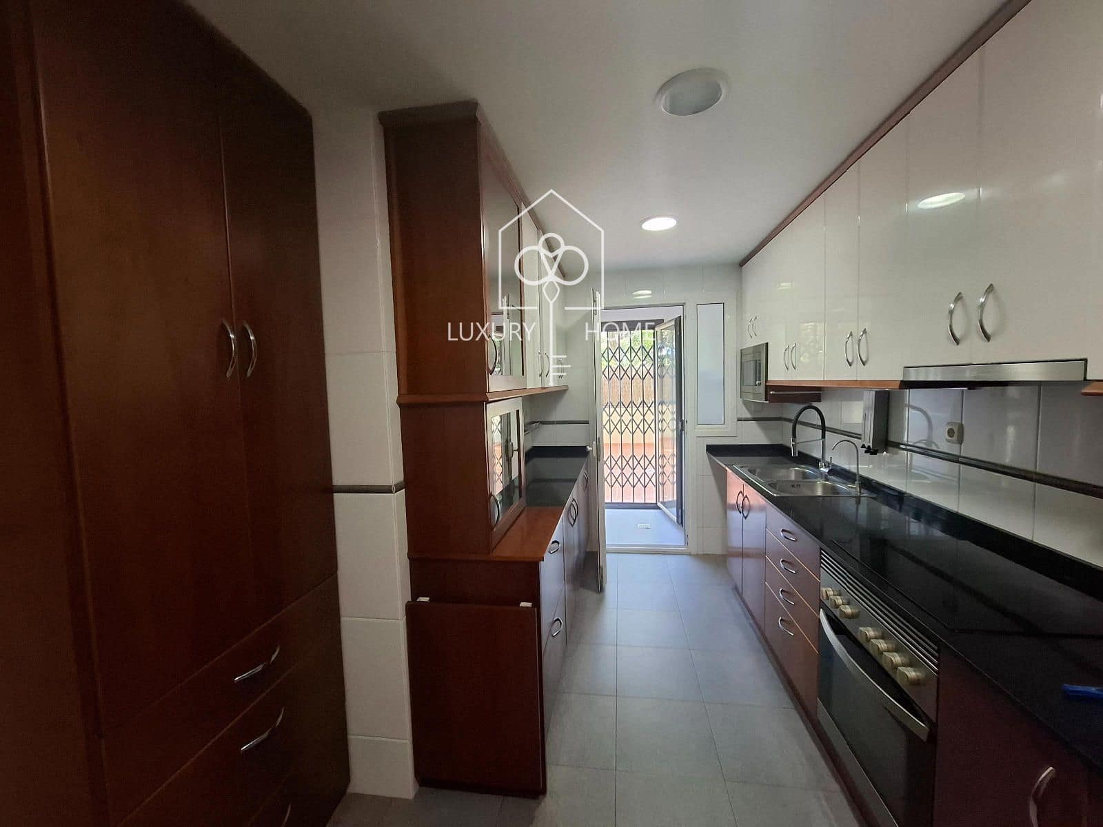 Appartement de 4 chambres à louer à Castelldefels avec piscine garage - 3 000 € (Ref: 10158364)