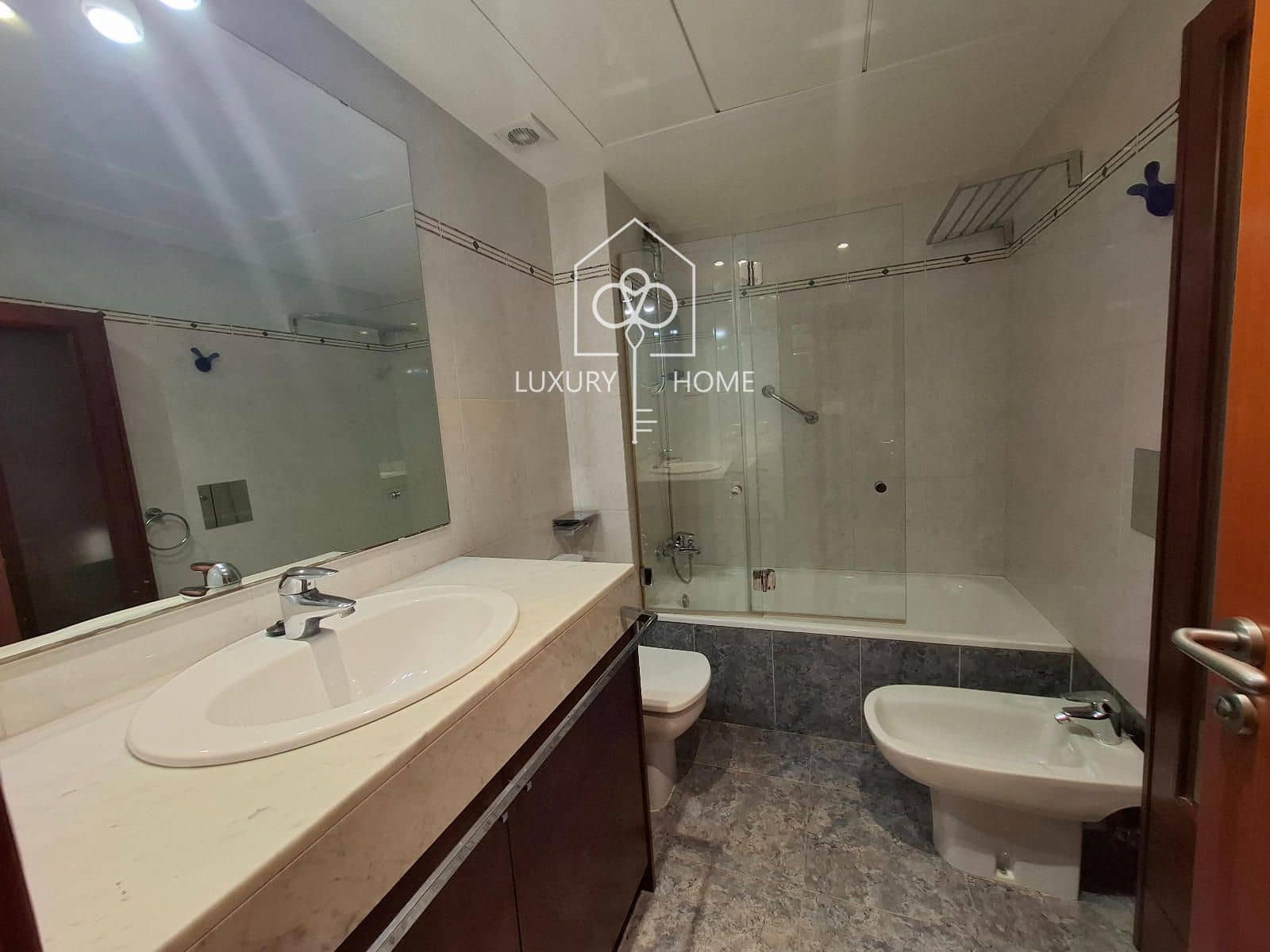 Appartement de 4 chambres à louer à Castelldefels avec piscine garage - 3 000 € (Ref: 10158364)