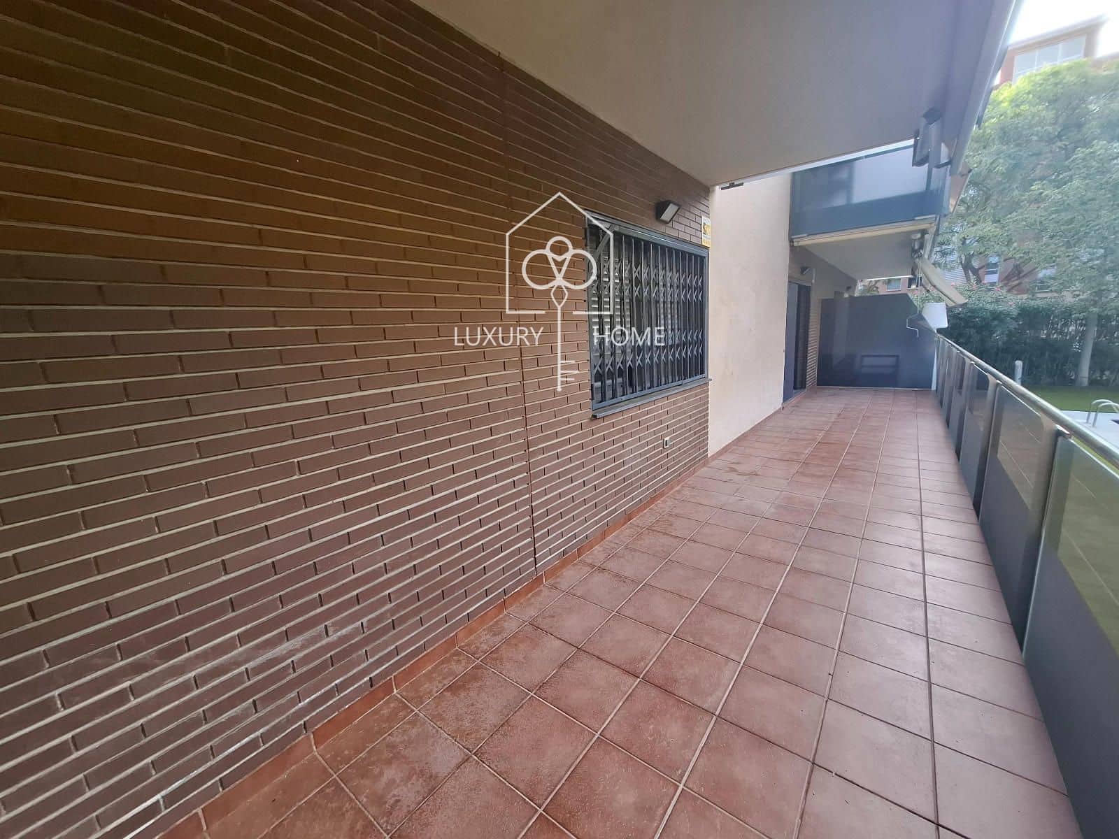 Appartement de 4 chambres à louer à Castelldefels avec piscine garage - 3 000 € (Ref: 10158364)
