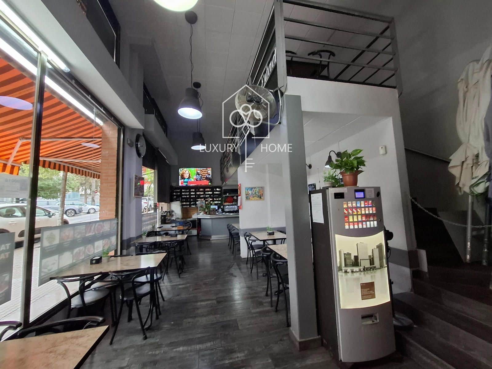 Commercial for sale in Gava - € 395,000 (Ref: 10165599)