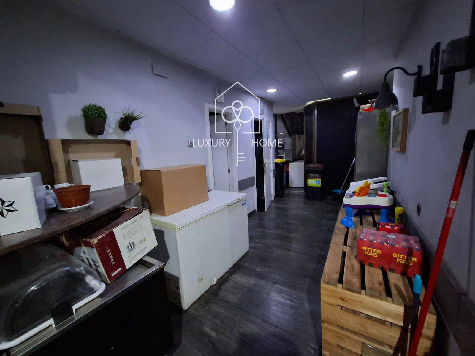 Commercial for sale in Gava - € 395,000 (Ref: 10165599)