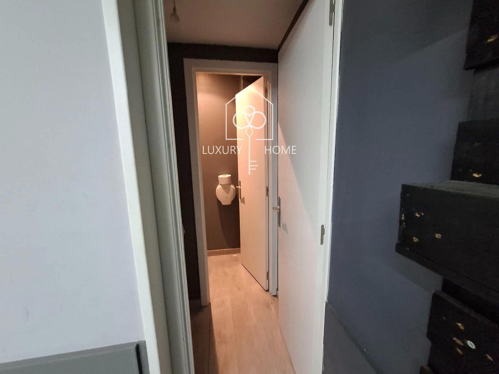 Commercial for sale in Gava - € 395,000 (Ref: 10165599)