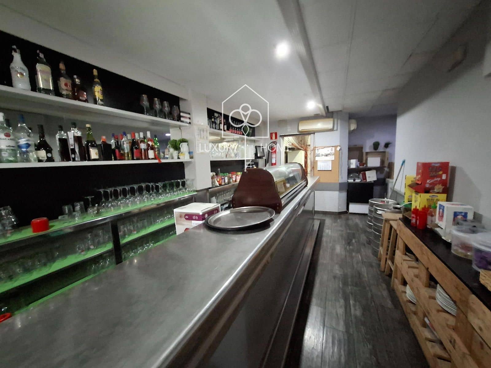 Commercial for sale in Gava - € 395,000 (Ref: 10165599)